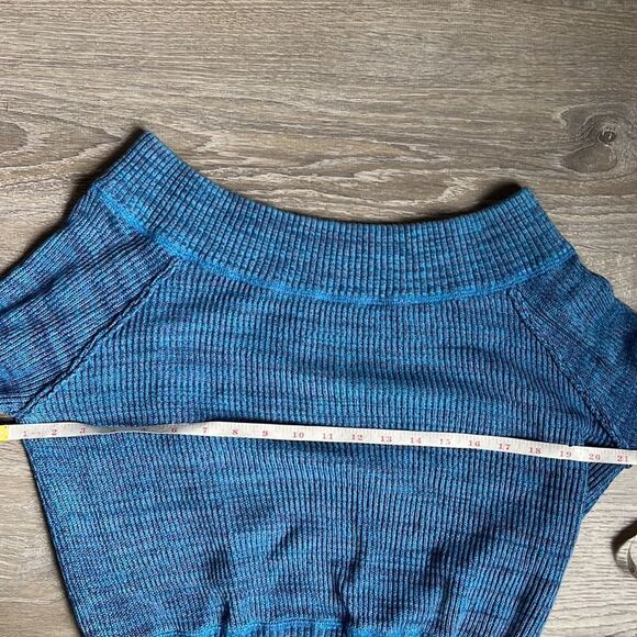 NEW Free People Sugar Rush Off-The-Shoulder sweater - Picture 5 of 9